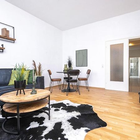 Center Dream Apartment - Netflix Krefeld Eksteriør billede